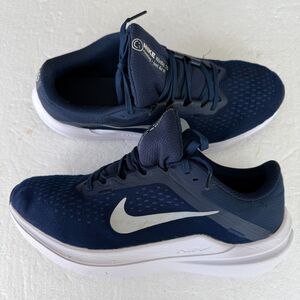 Size 9.5 - Men’s Nike Winflo 10 'College Navy Metallic Silver' DV4022-400